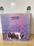 Focus moving waves